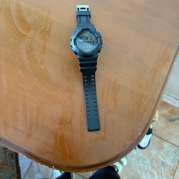 Casio G-Shock Illuminator Black Watch - Picture 5 of 6